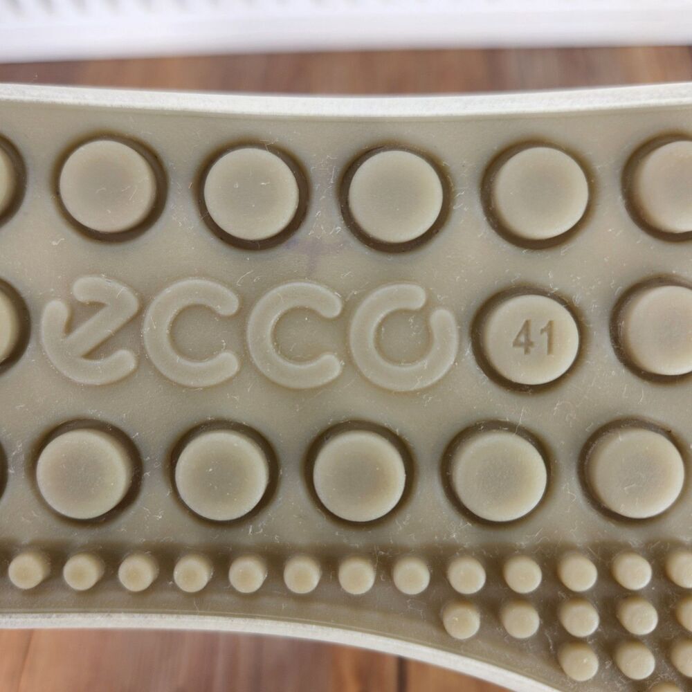ECCO Soft 7 Womens 10.5 EU 41 Metallic Gray Casual City Lifestyle Sneakers Shoes - Picture 9 of 9